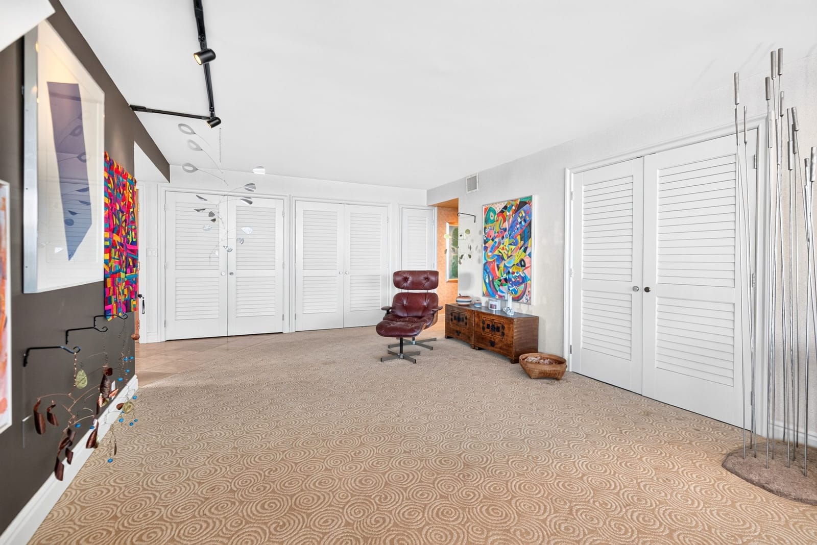 1 Trimont Lane, Unit 490E — photograph 27