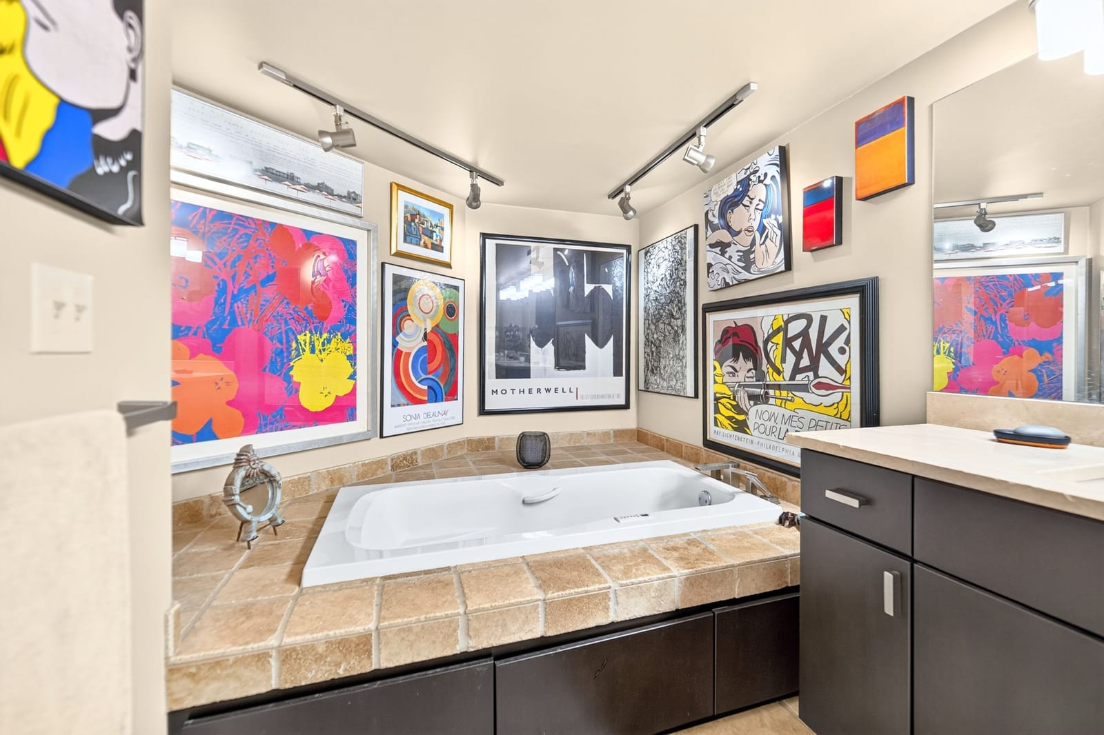 1 Trimont Lane, Unit 490E — photograph 56