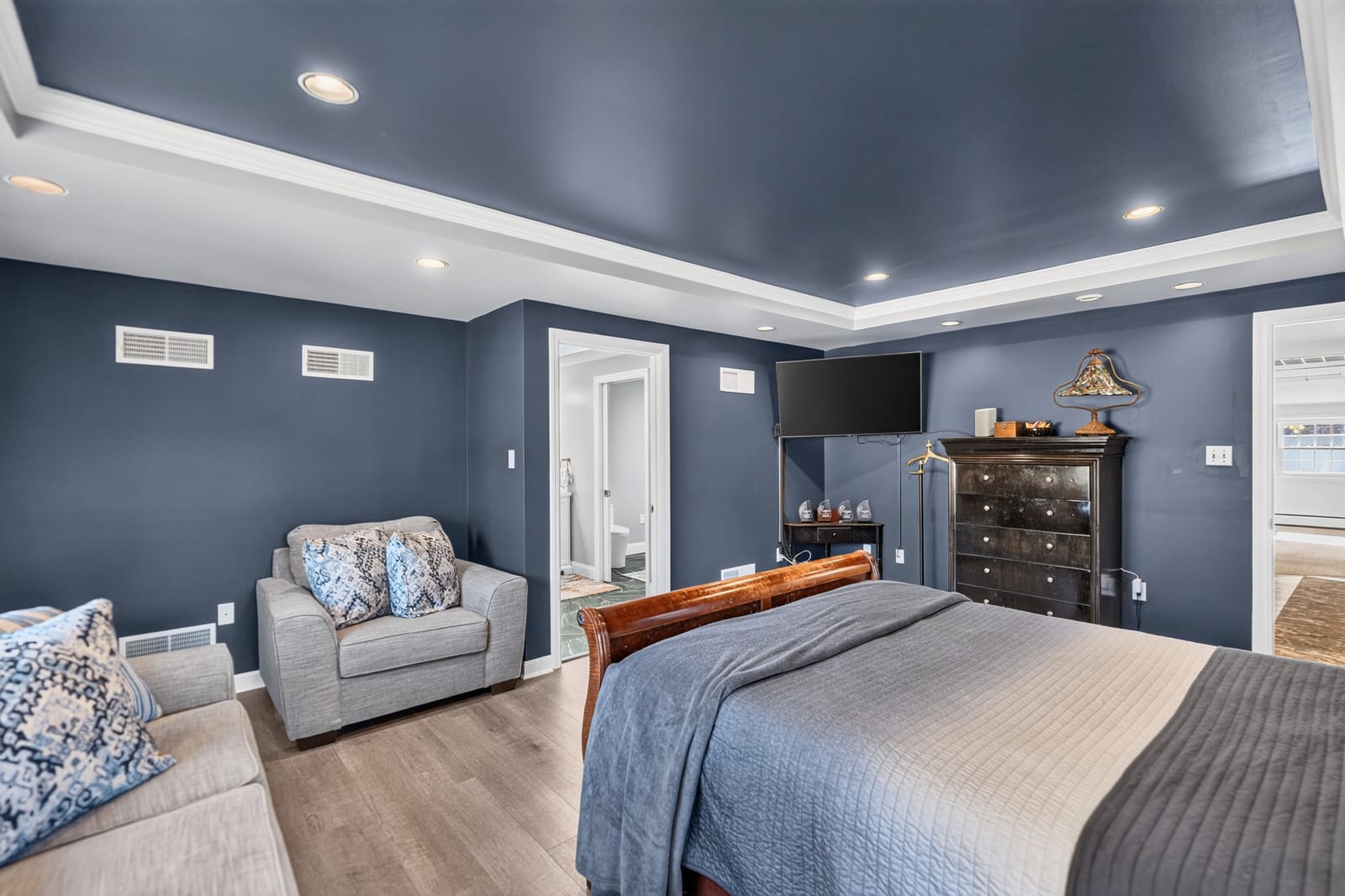 Primary bedroom
