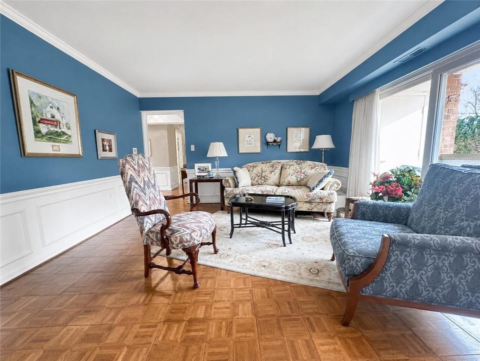 302 Fox Chapel Road, Unit 307 — photograph 8