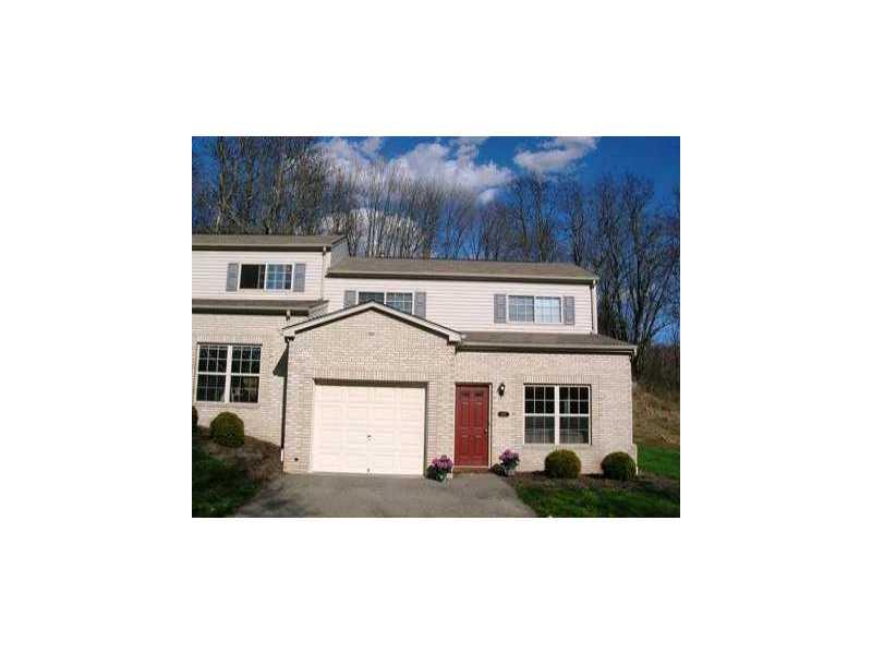 102 Arthur Ct