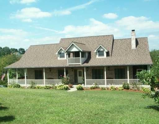 108 Ridgewood Dr