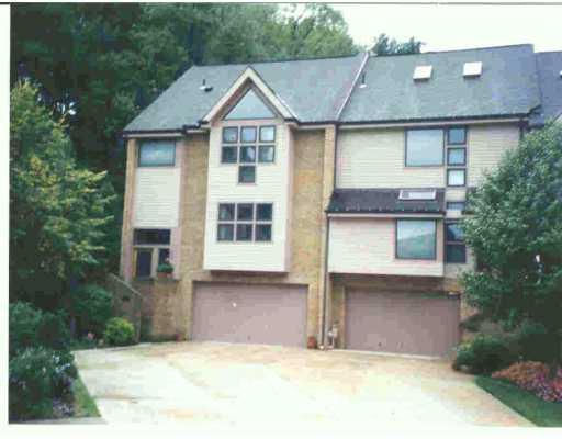 1422 Towne Square Dr
