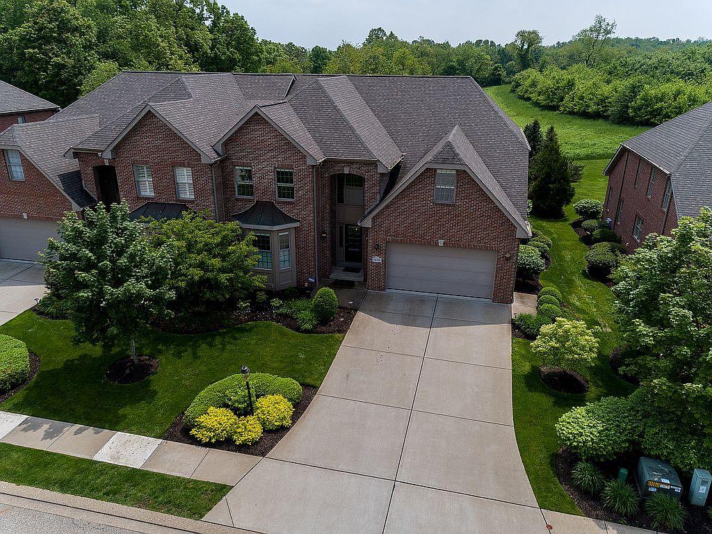 1430 Laurel Dr