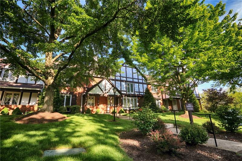1800 Foxcroft Ln Unit #1005