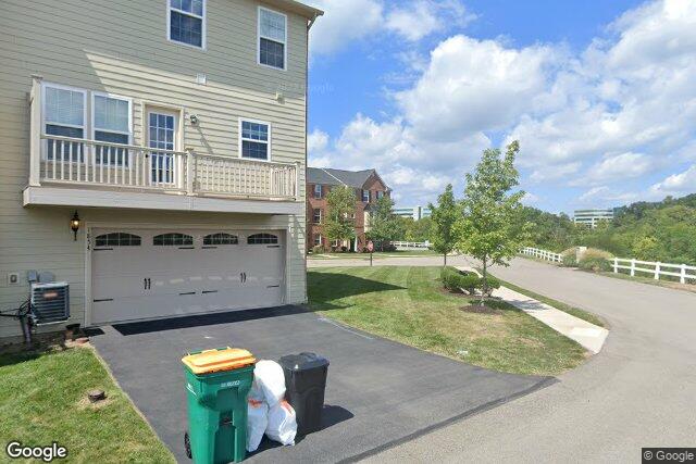 1865 Louisville Ln
