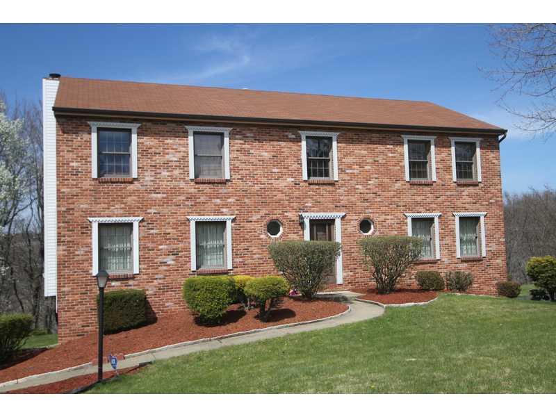 2421 Bellwood Dr