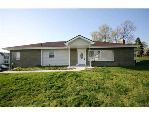 316 Fox Meadows Ct