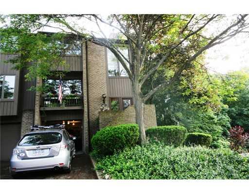 416 Hemlock Ct