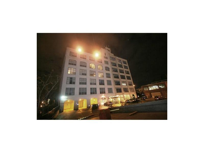 5850 Centre Ave Unit 606