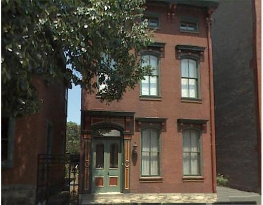 942 Beech Ave